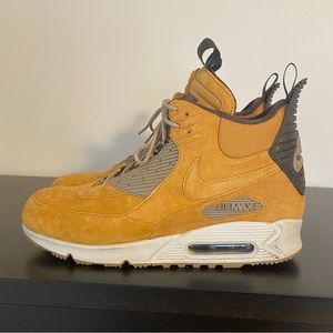 Air Max 90 Sneaker Boot “Wheat” Size 10.5